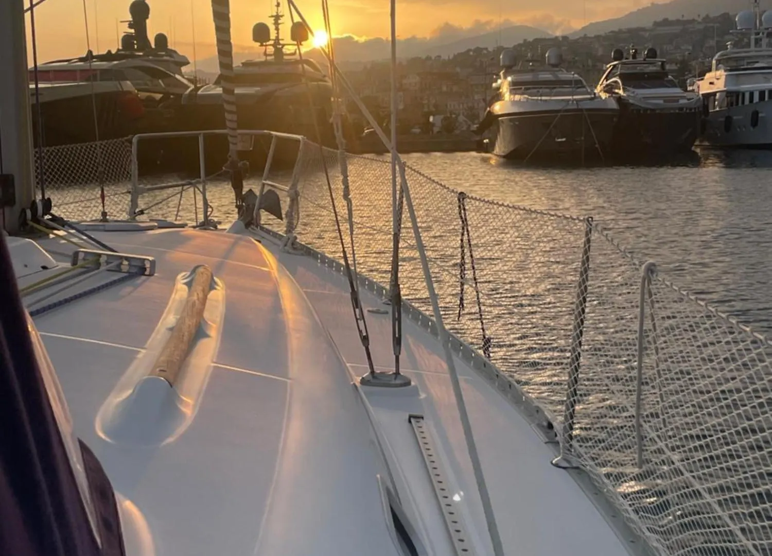 Deliziosa Barca A Vela In Esclusiva Con Parcheggio Gratuito Hotel Sanremo 0*,