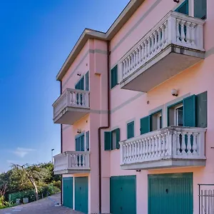 Apartment Bijoux By Wonderful Italy, Sanremo
