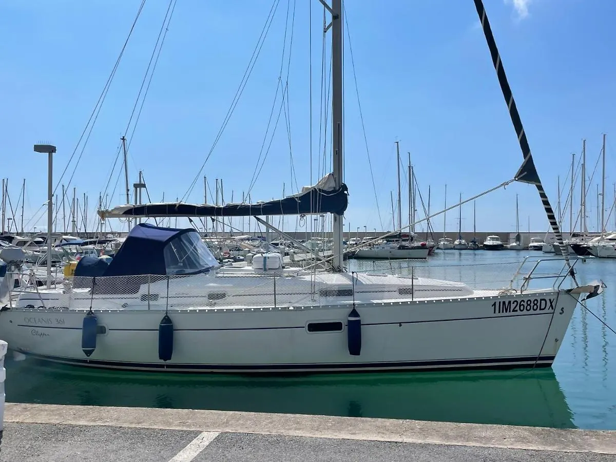Deliziosa Barca A Vela In Esclusiva Con Parcheggio Gratuito Hotel Sanremo
